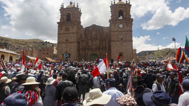 Photo of Puno: comunidades aymaras viajan a Lima para participar en nuevas protestas contra Dina Boluarte