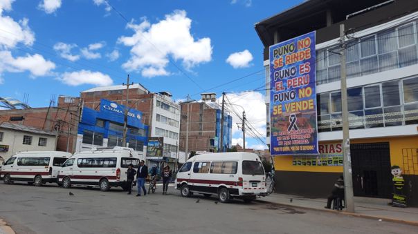 Photo of Puno: manifestantes vuelven a bloquear avenidas y calles en la ciudad en protesta contra el gobierno